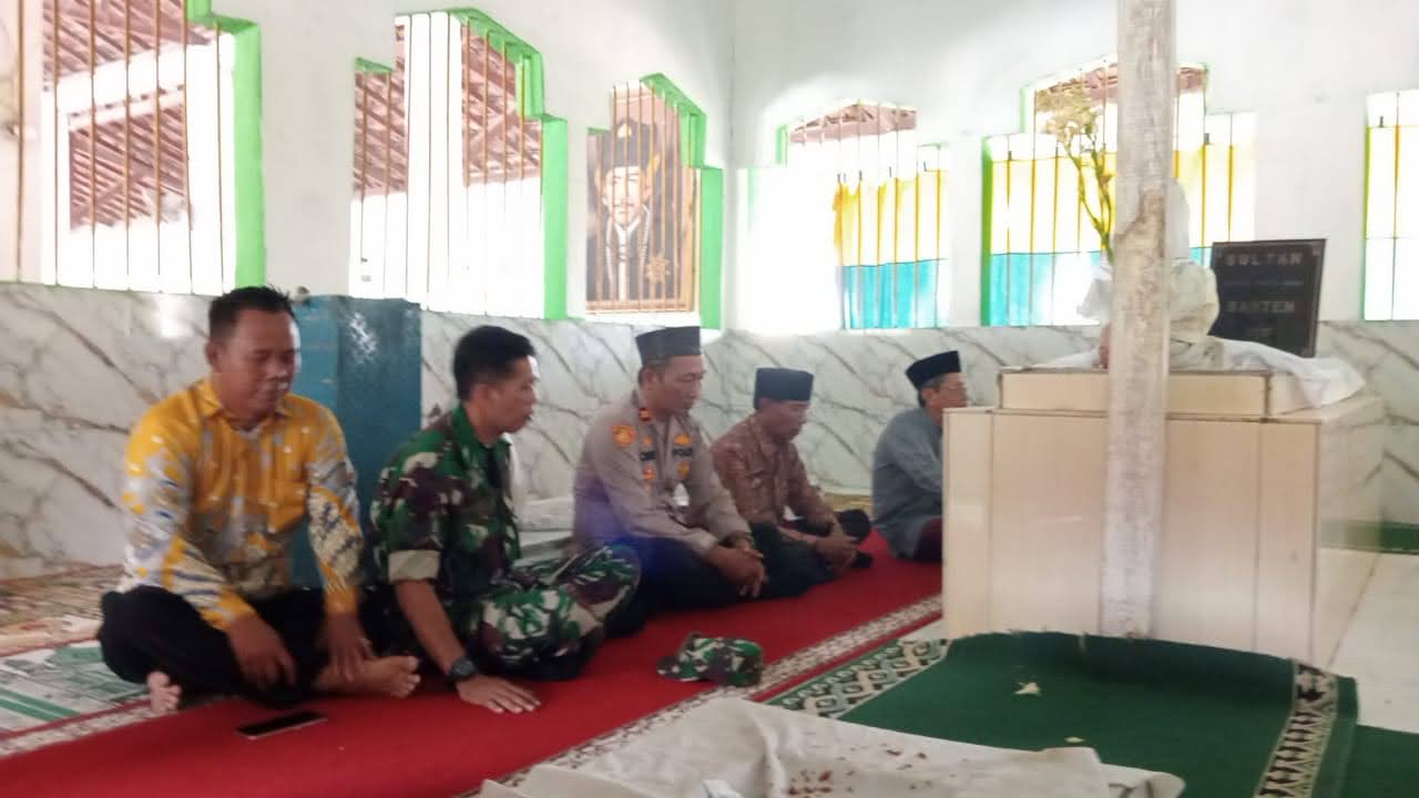 ziarah-ke-makam-sultan-ageng-tirtayasa-dalam-rangka-peringatan-hut-ri-ke-80-tahun-2025